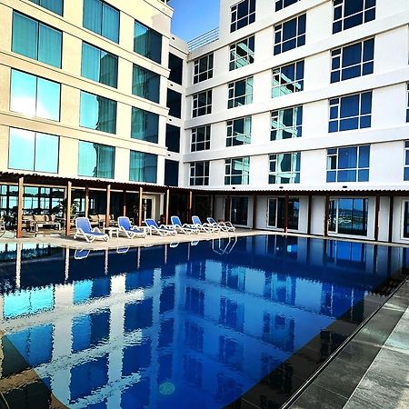 เซอร์ แกรนด์ โฮเทล Hotel ภายนอก รูปภาพ