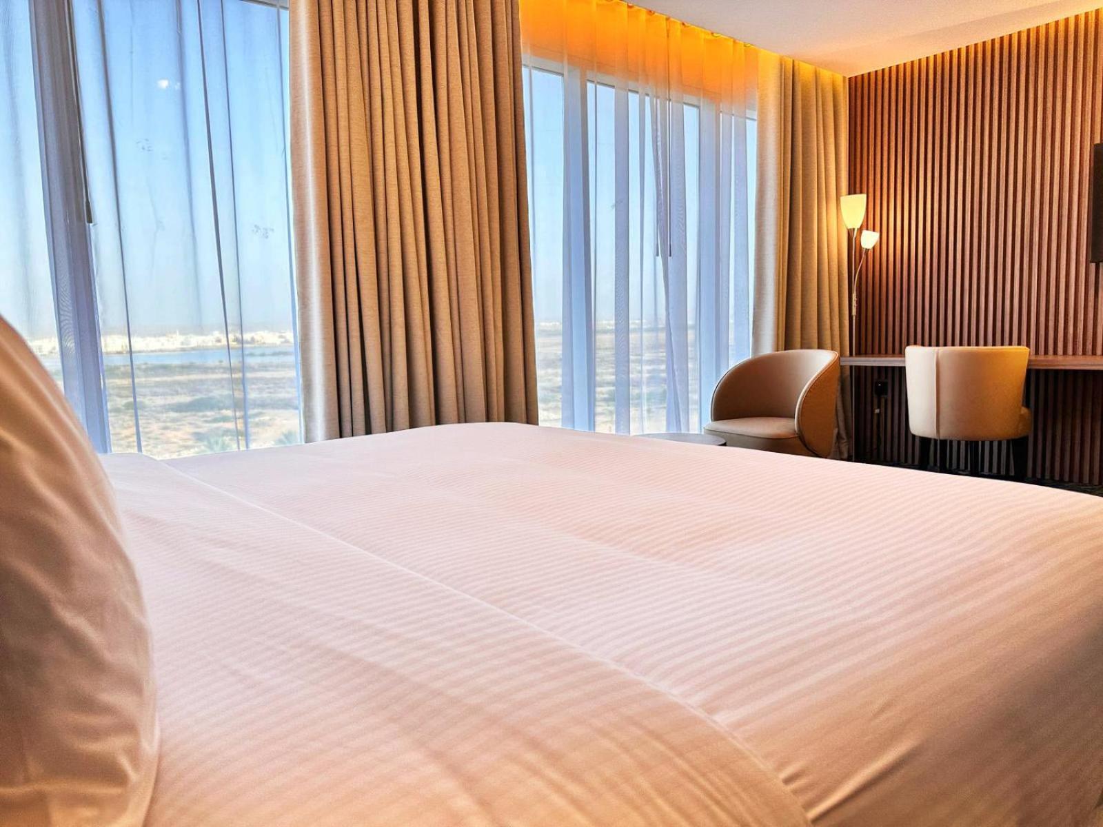 เซอร์ แกรนด์ โฮเทล Hotel ภายนอก รูปภาพ