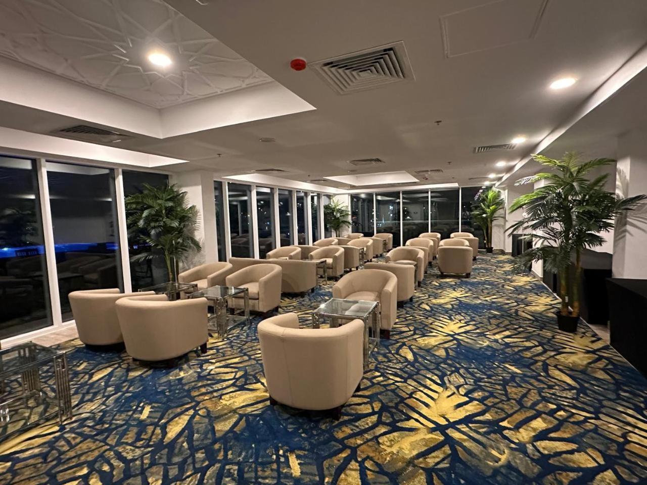 เซอร์ แกรนด์ โฮเทล Hotel ภายนอก รูปภาพ
