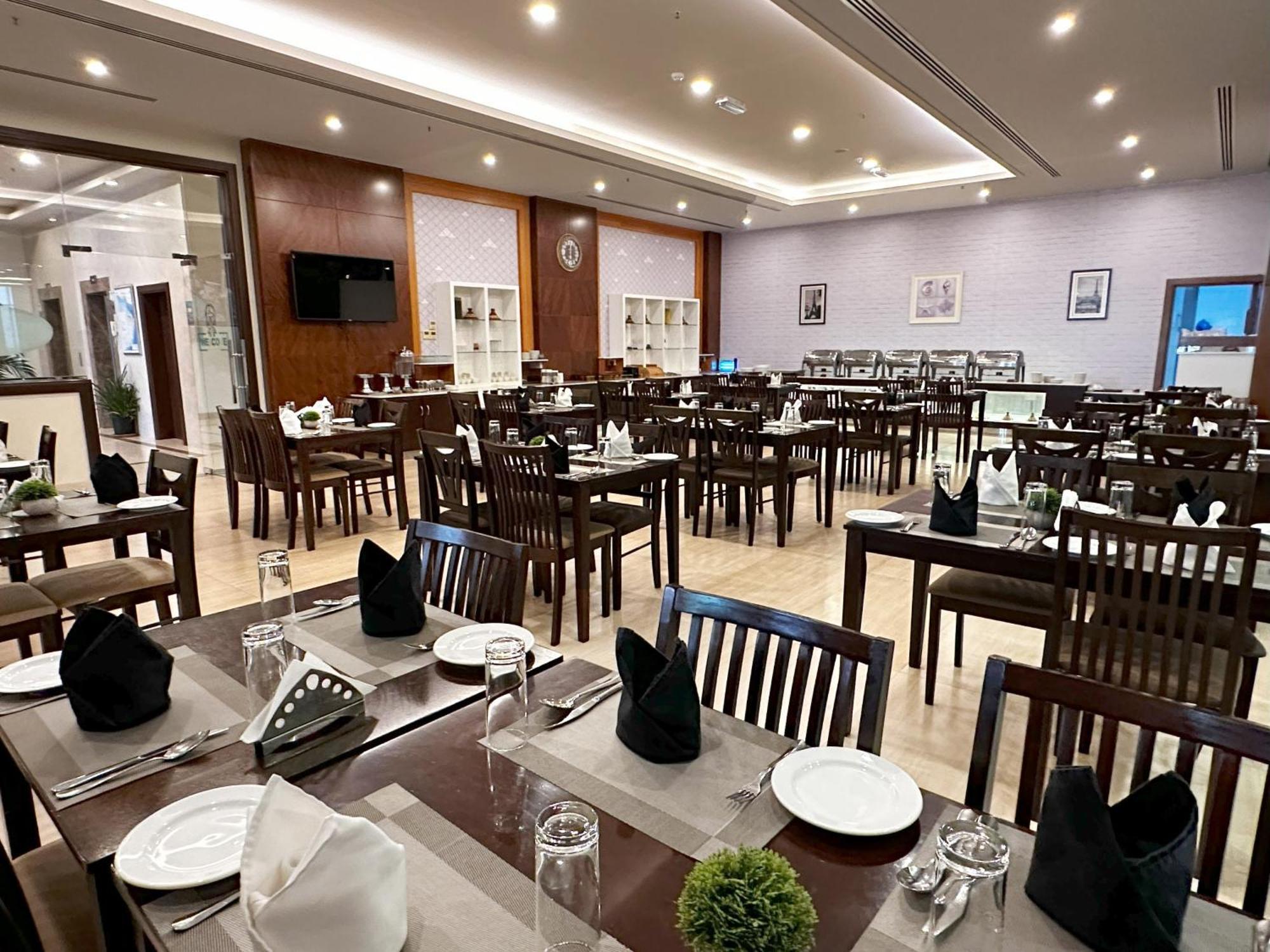 เซอร์ แกรนด์ โฮเทล Hotel ภายนอก รูปภาพ