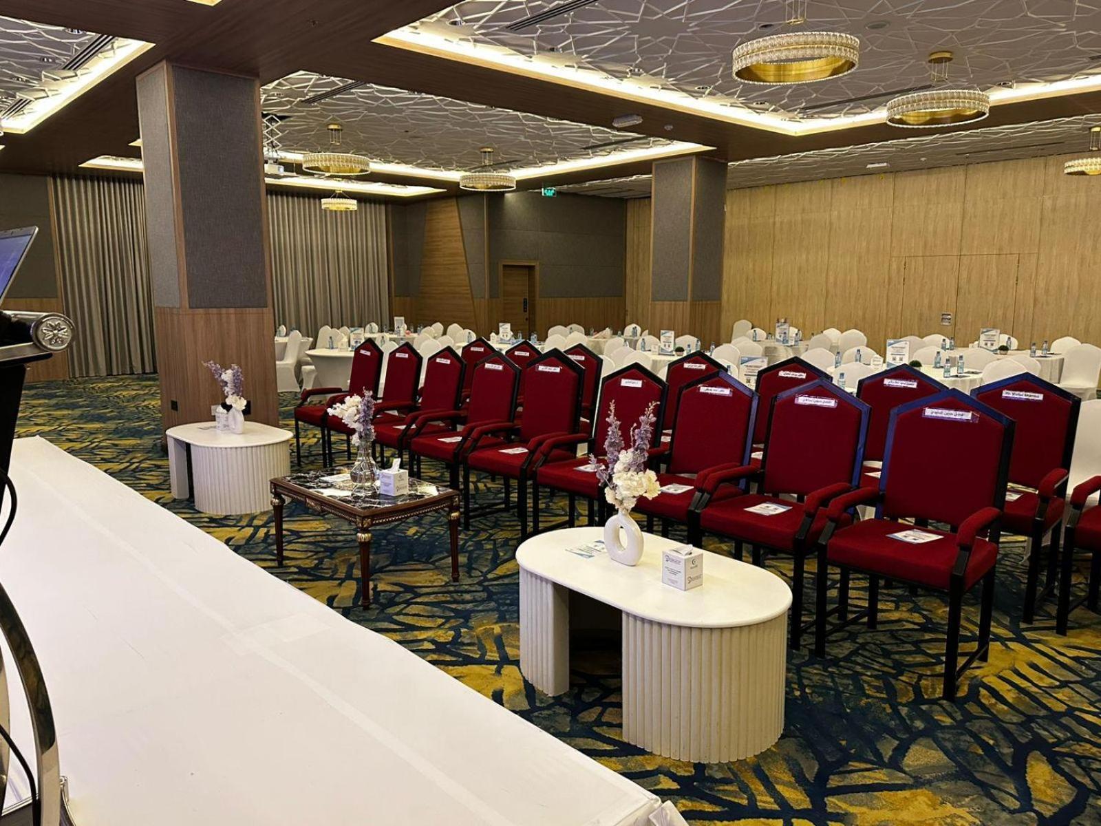 เซอร์ แกรนด์ โฮเทล Hotel ภายนอก รูปภาพ